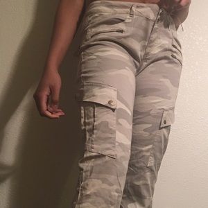 Light camouflage pants